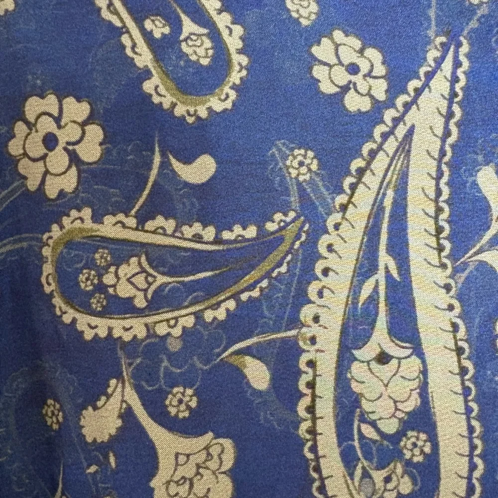 NWT LANIDOR Blue & Cream Paisley Button Down Shirt Lightweight Family Owned - Picture 4 of 12